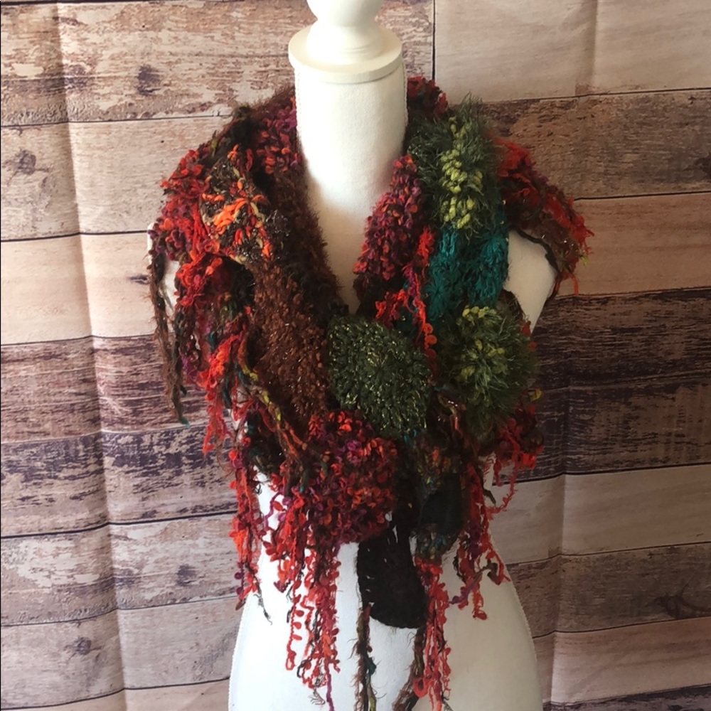 Steve madden circle patch scarf